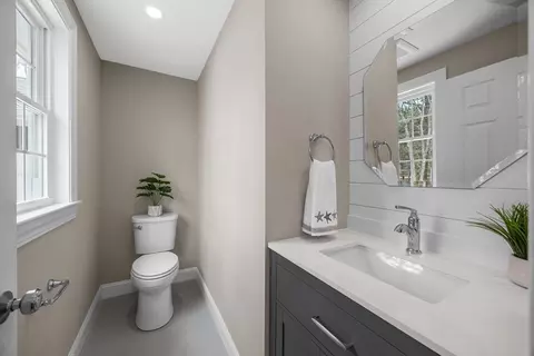 Bath - 29 Timber Ln, Dennis, MA 02641 photo 3 of 3
