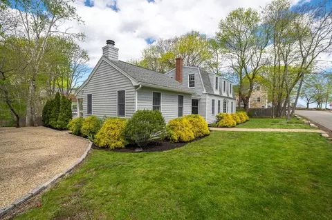 Exterior - 5 Mount Pleasant Ave, Gloucester, MA 01930 photo 2 of 9