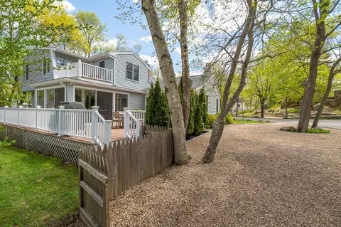Exterior - 5 Mount Pleasant Ave, Gloucester, MA 01930 photo 9 of 9