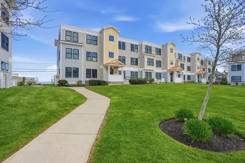 216 Water St #101 B, Plymouth, MA 02360