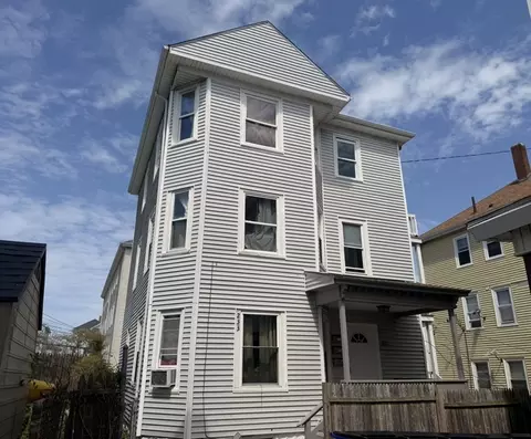 233 Eagle St, Fall River, MA 02721