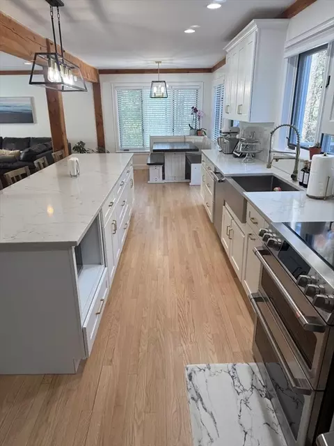 31 Webb St, Middleton, MA 01949 photo 10