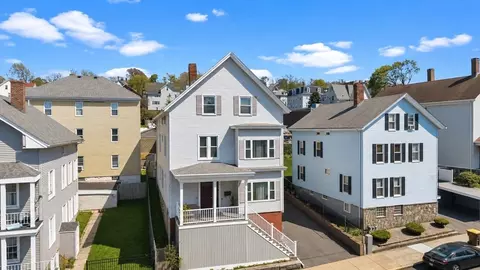 613 Durfee St, Fall River, MA 02720