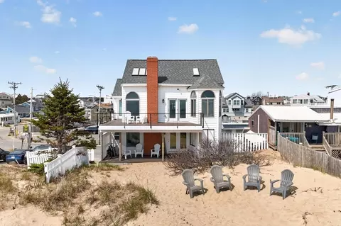 4 Northern Blvd, Newbury, MA 01951