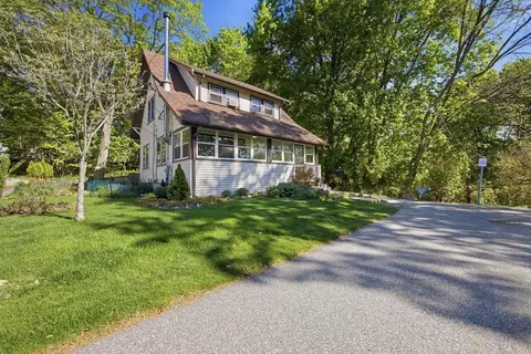 4 Mostika Rd, Woburn, MA 01801