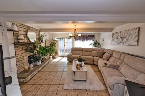 Living - 235 Chavenson St, Fall River, MA 02723 photo 2 of 3