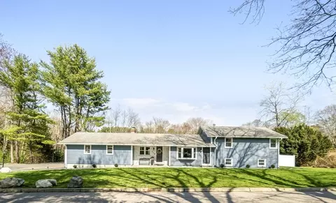118 North St, Grafton, MA 01519