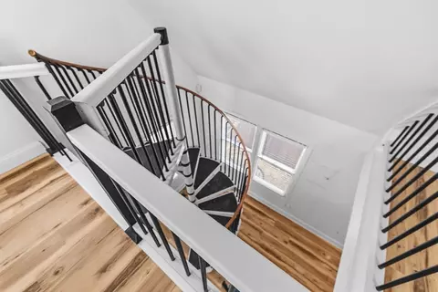 Entry Way - 8 Cottage St, Wareham, MA 02571 photo 10 of 10