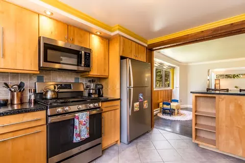 Kitchen - 149 Wheeler Rd, Mashpee, MA 02649 photo 3 of 3