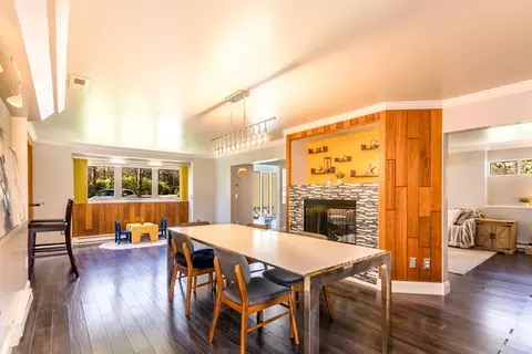 Dining - 149 Wheeler Rd, Mashpee, MA 02649 photo 1 of 4