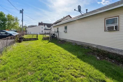 Exterior - 155 Grand St, Worcester, MA 01603 photo 4 of 6