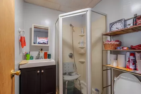 Bath - 155 Grand St, Worcester, MA 01603 photo 4 of 4