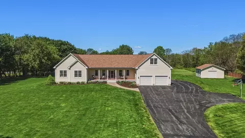 249 River Rd, Sunderland, MA 01375