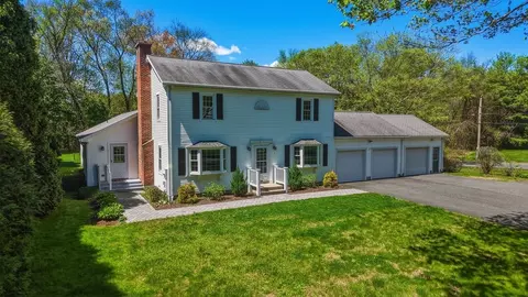 1 Kozera Ave, Hadley, MA 01035