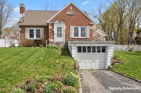 53 Edison Ave, Pittsfield, MA 01201