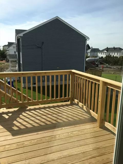 367 County St, Fall River, MA 02723 photo 8