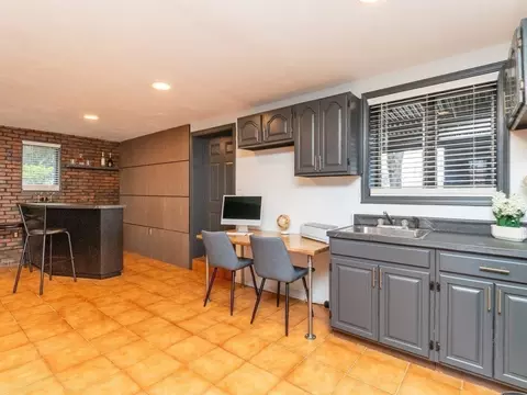 Kitchen - 7 Rivers Ln, Stoneham, MA 02180 photo 3 of 3