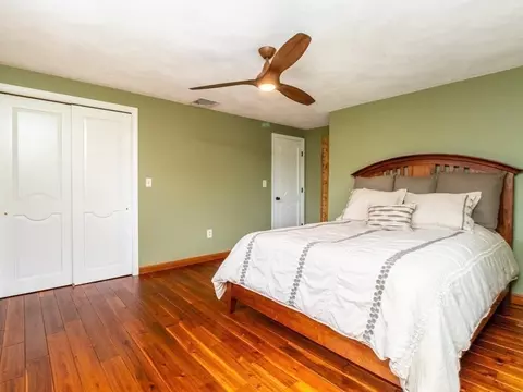 Bedroom - 7 Rivers Ln, Stoneham, MA 02180 photo 1 of 7