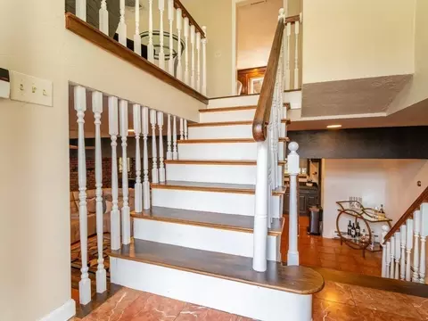 Entry Way - 7 Rivers Ln, Stoneham, MA 02180 photo 2 of 2