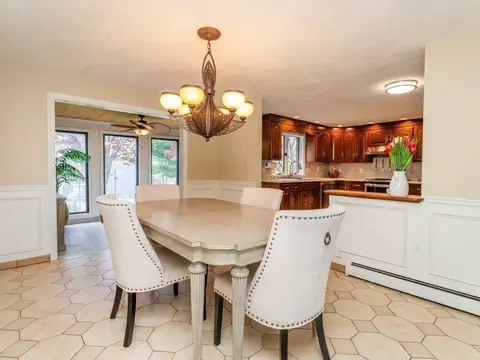 Dining - 7 Rivers Ln, Stoneham, MA 02180 photo 2 of 3