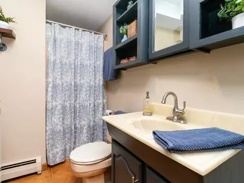 Bath - 7 Rivers Ln, Stoneham, MA 02180 photo 3 of 3