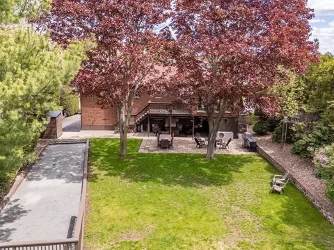 Exterior - 7 Rivers Ln, Stoneham, MA 02180 photo 8 of 8