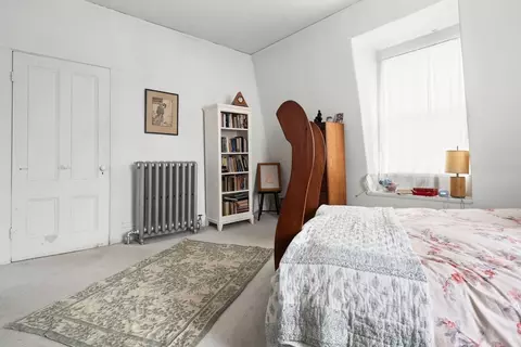 Bedroom - 204 Washington St, Gloucester, MA 01930 photo 4 of 8