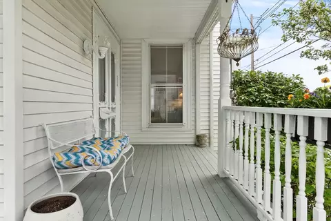 Exterior - 204 Washington St, Gloucester, MA 01930 photo 5 of 11