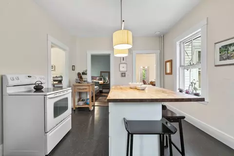 Kitchen - 204 Washington St, Gloucester, MA 01930 photo 4 of 6