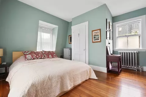 Bedroom - 204 Washington St, Gloucester, MA 01930 photo 7 of 8