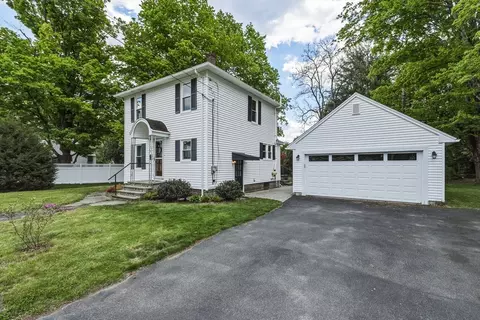 Exterior - 197 Bridge Rd, Northampton, MA 01062 photo 2 of 13