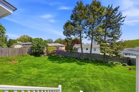 24 Dell Ave, Worcester, MA 01604 photo 16