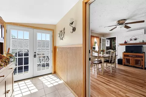 24 Dell Ave, Worcester, MA 01604 photo 18