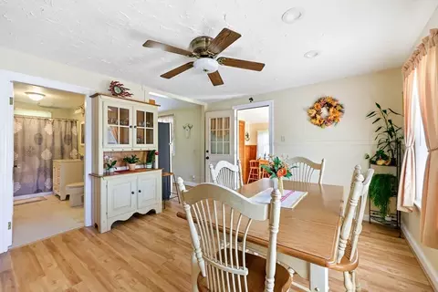 24 Dell Ave, Worcester, MA 01604 photo 4