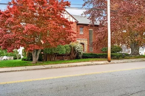 Exterior - 1800 Robeson St, Fall River, MA 02720 photo 4 of 12
