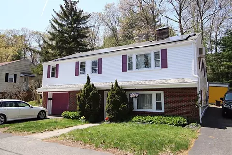 10 Pillings Rd, Saugus, MA 01906