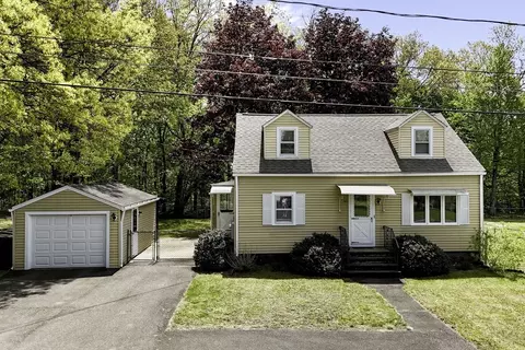 62 Lincoln Ave, South Hadley, MA 01075
