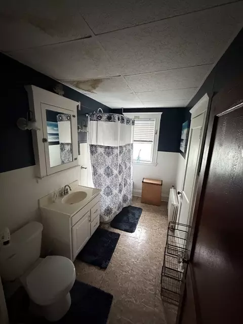 Bath - 24-26 Edith Ave, Everett, MA 02149 photo 4 of 4