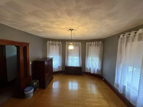 Living - 24-26 Edith Ave, Everett, MA 02149 photo 2 of 4