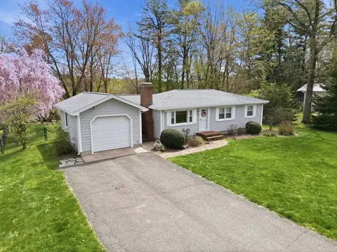 7 Joseph Ave, Westfield, MA 01085