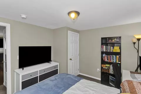 4 Jean Dr, Springfield, MA 01104 photo 33