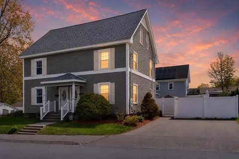 21 Cleveland St #21, North Andover, MA 01845