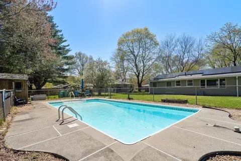 Exterior - 11 Sunset Rd, Maynard, MA 01754 photo 6 of 11