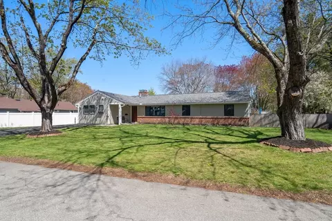 Exterior - 11 Sunset Rd, Maynard, MA 01754 photo 4 of 11