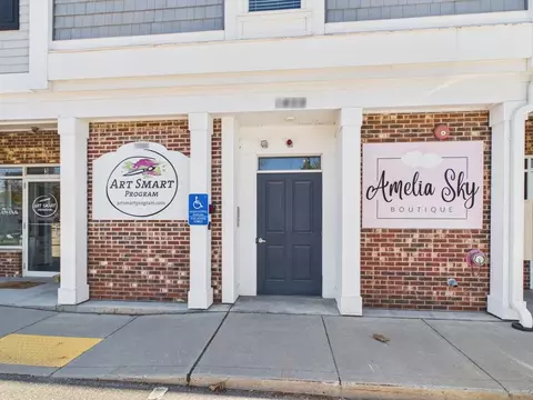 Exterior - 1429 Main St #5E, Walpole, MA 02081 photo 2 of 2