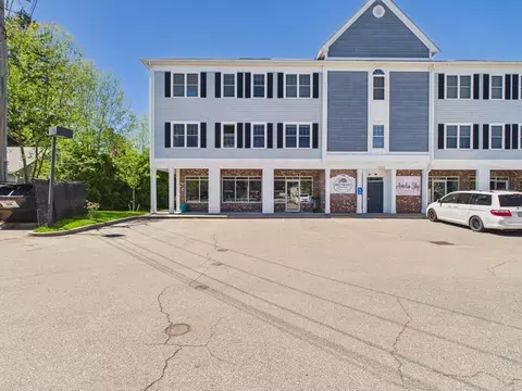 Exterior - 1429 Main St #5E, Walpole, MA 02081 photo 1 of 2