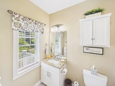Bath - 1429 Main St #5E, Walpole, MA 02081 photo 1 of 4