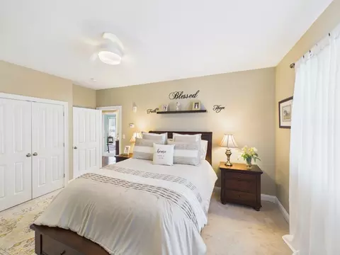 Bedroom - 1429 Main St #5E, Walpole, MA 02081 photo 4 of 5