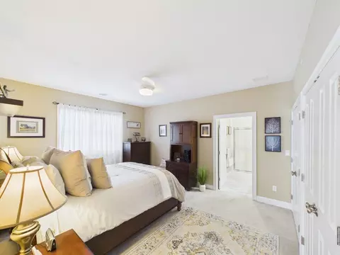 Bedroom - 1429 Main St #5E, Walpole, MA 02081 photo 1 of 5