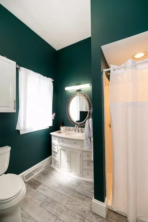 Bath - 20 Landers Rd, Stoneham, MA 02180 photo 1 of 4